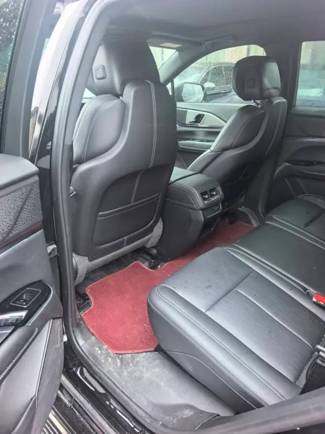 2026 Cadillac XT5 2.0T 237HP L4 9AT,autocango,china used car exporter,china ev exporter,chinese used car exporter,chinese used ev exporter