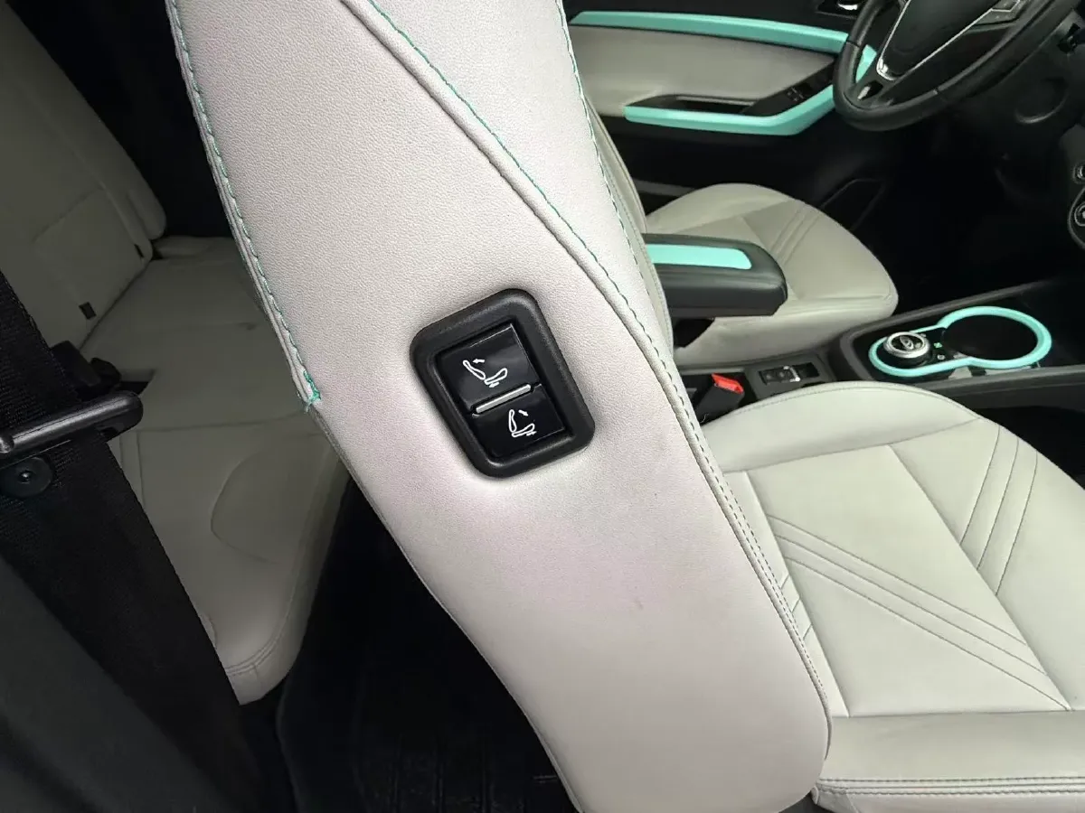 2021 Chery Little Ant BEV 40.6KWH,autocango,china used car exporter,china ev exporter,chinese used car exporter,chinese used ev exporter