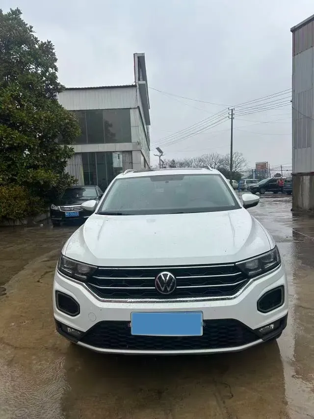 2020 Volkswagen T-Roc 1.4T 150HP L4 7DCT,autocango,china used car exporter,china ev exporter,chinese used car exporter,chinese used ev exporter