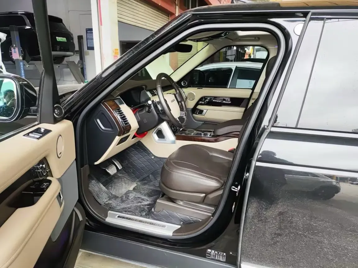 2021 Land Rover Range Rover 3.0T 400HP L6 8AT,autocango,china used car exporter,china ev exporter,chinese used car exporter,chinese used ev exporter