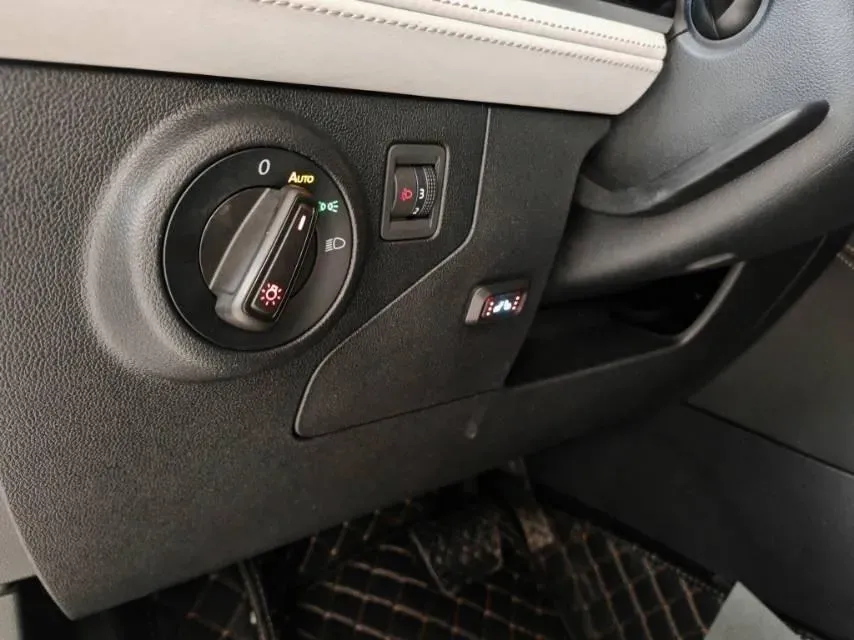 2023 Jetta VS5 1.4T 150HP L4 6AT,autocango,china used car exporter,china ev exporter,chinese used car exporter,chinese used ev exporter