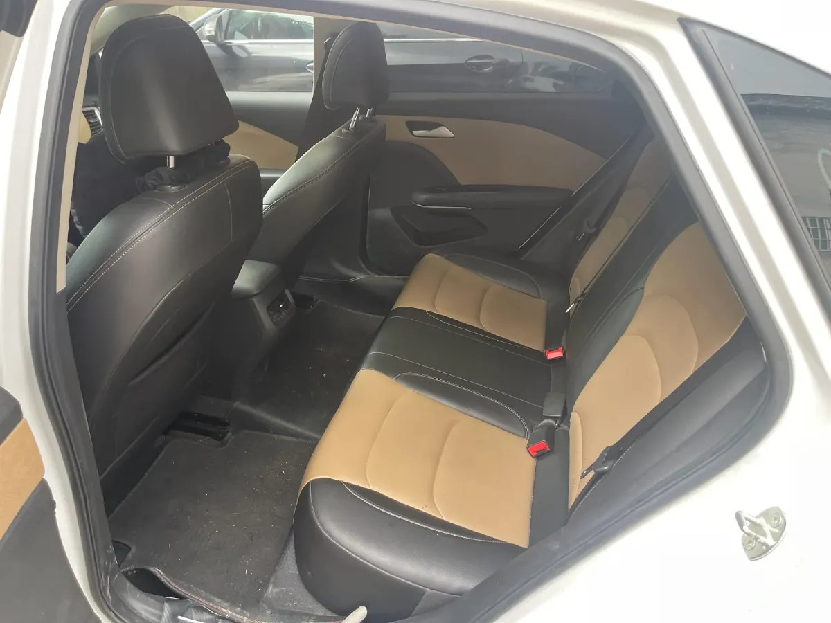 2020 Chevrolet Monza 1.5L 113HP L4 6AT,autocango,china used car exporter,china ev exporter,chinese used car exporter,chinese used ev exporter