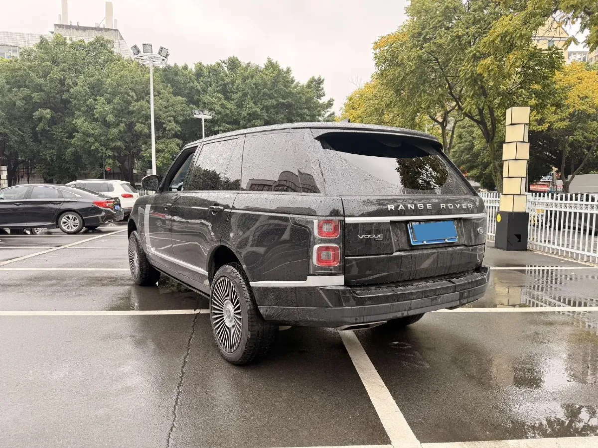 2021 Land Rover Range Rover 3.0T 400HP L6 8AT,autocango,china used car exporter,china ev exporter,chinese used car exporter,chinese used ev exporter