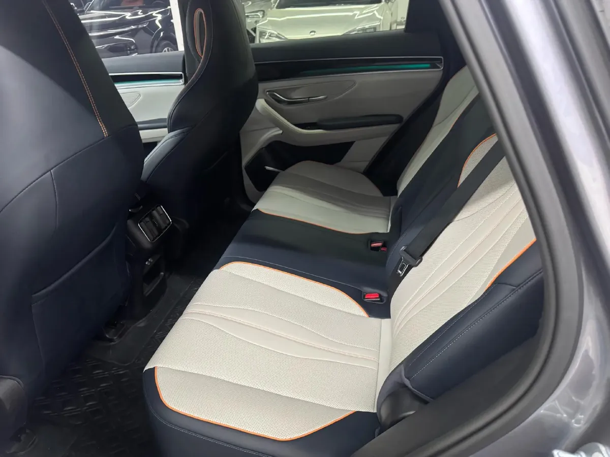 2022 Hyundai Tucson 2.0L 150HP L4 6AT Hybrid,autocango,china used car exporter,china ev exporter,chinese used car exporter,chinese used ev exporter