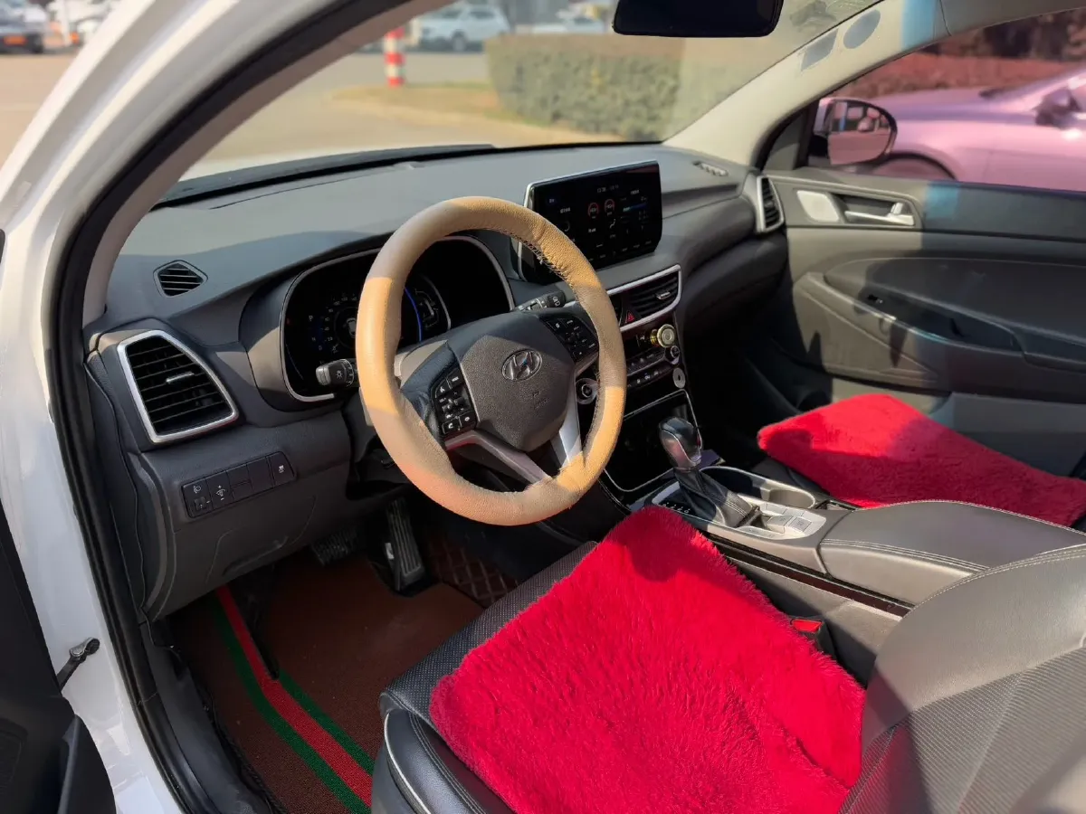 2019 Hyundai Tucson 1.6T 177HP L4 7DCT,autocango,china used car exporter,china ev exporter,chinese used car exporter,chinese used ev exporter