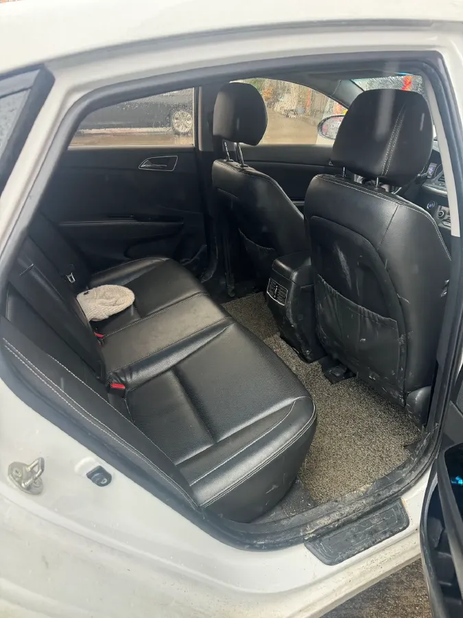 2017 Hyundai Mistra 1.6T 175HP L4 7DCT,autocango,china used car exporter,china ev exporter,chinese used car exporter,chinese used ev exporter