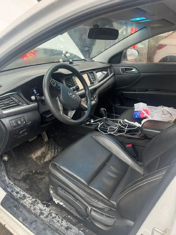 2017 Hyundai Mistra 1.6T 175HP L4 7DCT,autocango,china used car exporter,china ev exporter,chinese used car exporter,chinese used ev exporter