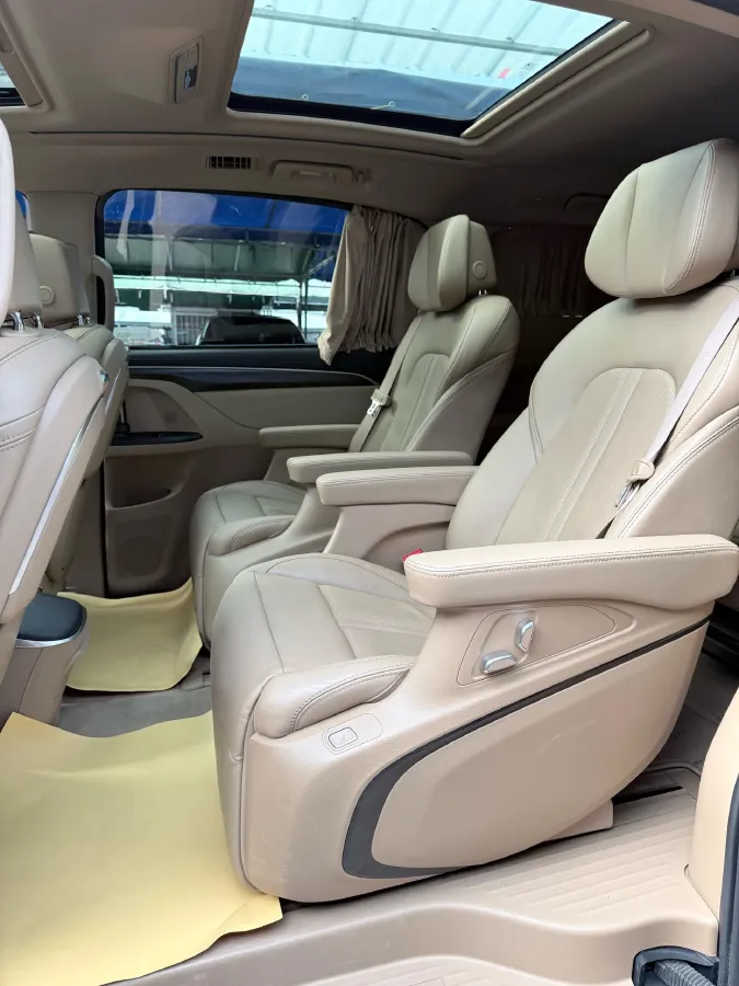 2021 Buick GL8 2.0T 237HP L4 9AT,autocango,china used car exporter,china ev exporter,chinese used car exporter,chinese used ev exporter