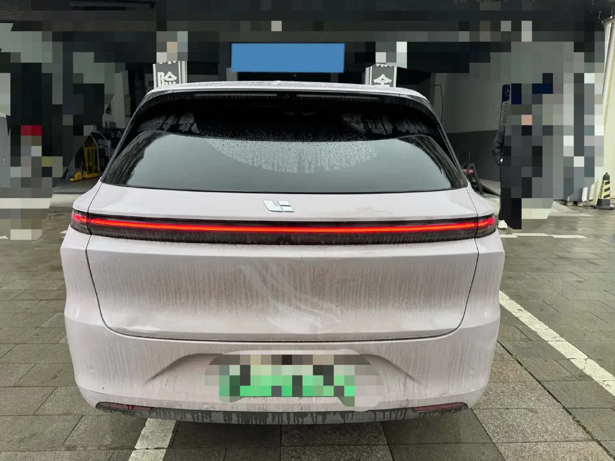 2024 Li L6 Range Extended 154HP L4 REEV 36.8KWH,autocango,china used car exporter,china ev exporter,chinese used car exporter,chinese used ev exporter