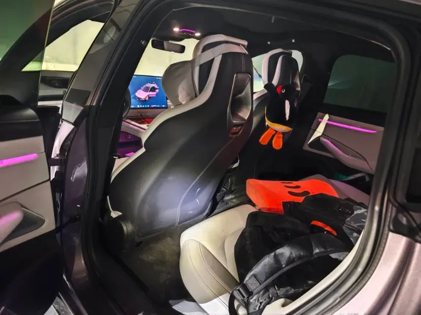 2024 MI SU7 BEV 101KWH,autocango,china used car exporter,china ev exporter,chinese used car exporter,chinese used ev exporter