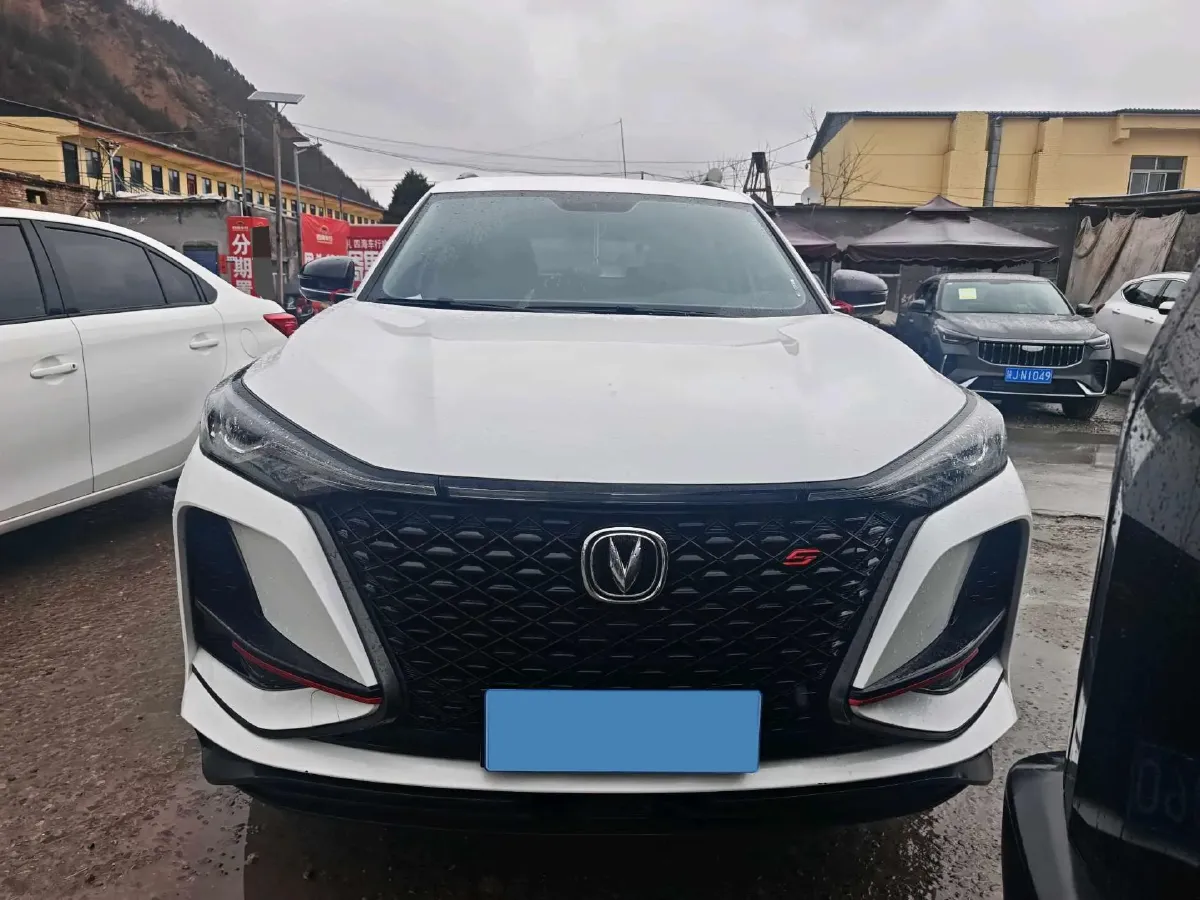 2021 ChangAn CS75 Plus 1.5T 178HP L4 6AT,autocango,china used car exporter,china ev exporter,chinese used car exporter,chinese used ev exporter