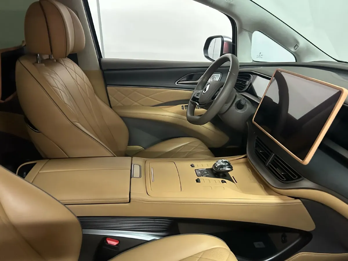 2022 HongQi HS7 3.0T 337HP V6 8AT,autocango,china used car exporter,china ev exporter,chinese used car exporter,chinese used ev exporter