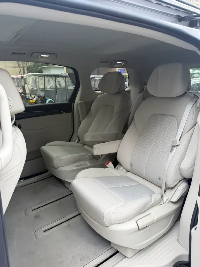 2023 Buick GL8 2.0T 237HP L4 9AT,autocango,china used car exporter,china ev exporter,chinese used car exporter,chinese used ev exporter