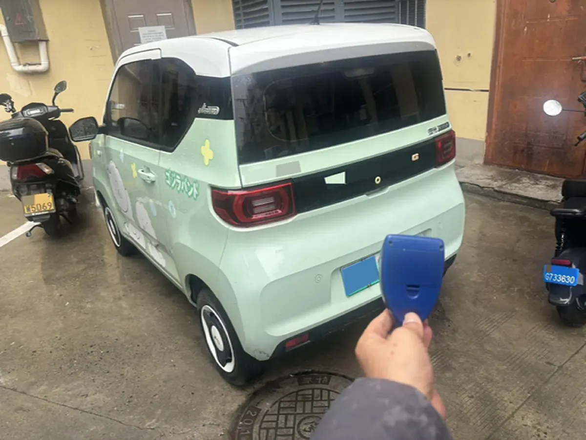 2022 WuLing HongGuang MINI EV BEV 9KWH,autocango,china used car exporter,china ev exporter,chinese used car exporter,chinese used ev exporter