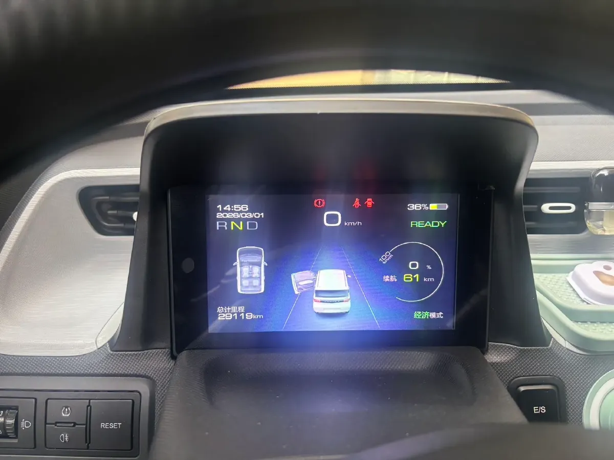 2022 WuLing HongGuang MINI EV BEV 9KWH,autocango,china used car exporter,china ev exporter,chinese used car exporter,chinese used ev exporter