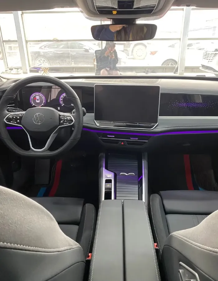 2026 Volkswagen Magotan 1.5T 160HP L4 7DCT,autocango,china used car exporter,china ev exporter,chinese used car exporter,chinese used ev exporter