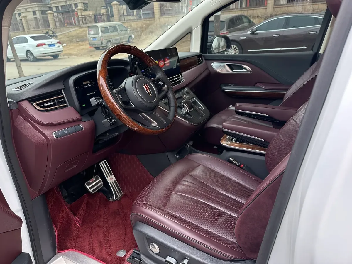 2023 HongQi HQ9 2.0T 252HP L4 8AT,autocango,china used car exporter,china ev exporter,chinese used car exporter,chinese used ev exporter