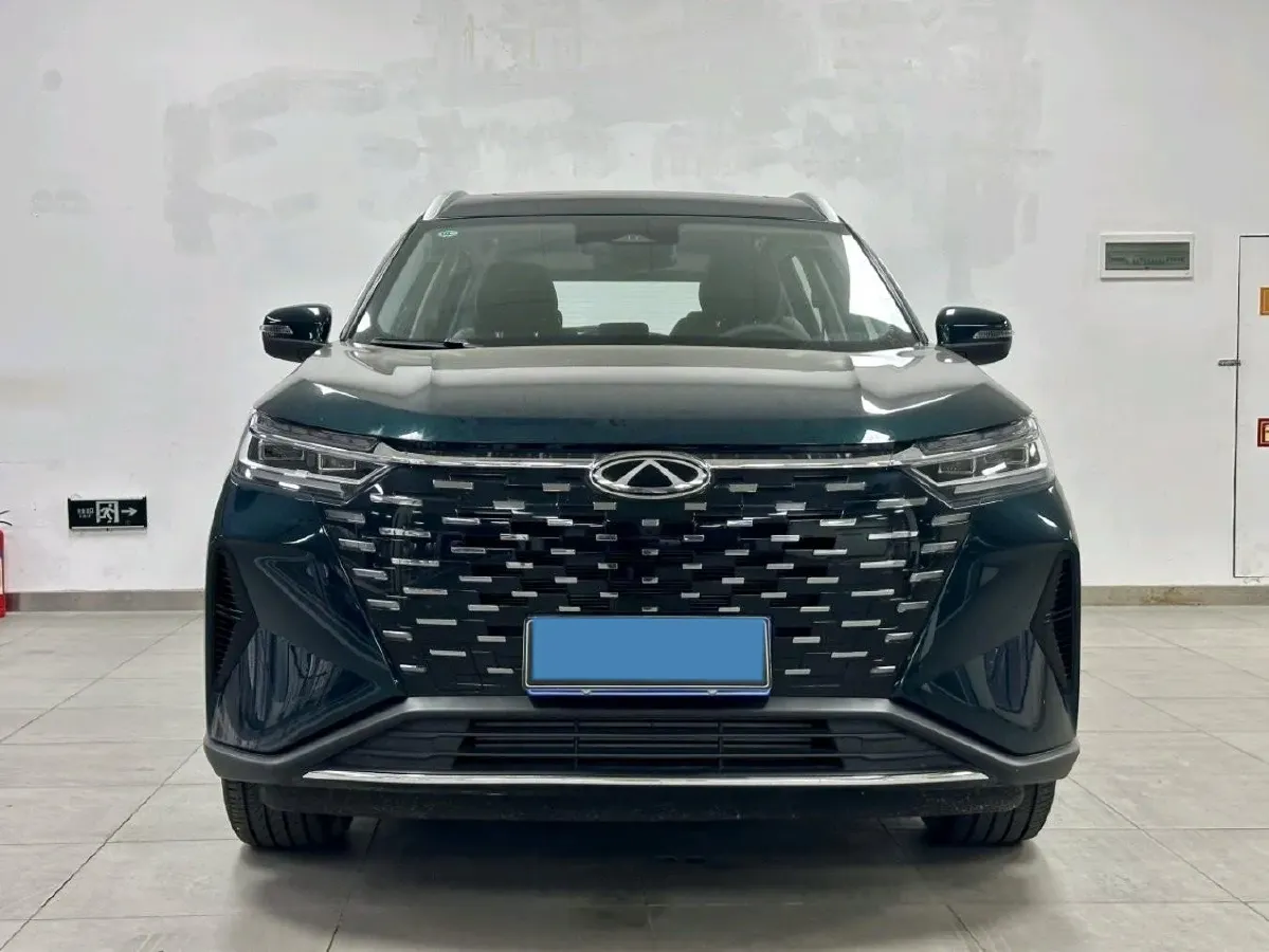 2025 Chery Tiggo 8 PRO 1.6T 197HP L4 7DCT,autocango,china used car exporter,china ev exporter,chinese used car exporter,chinese used ev exporter