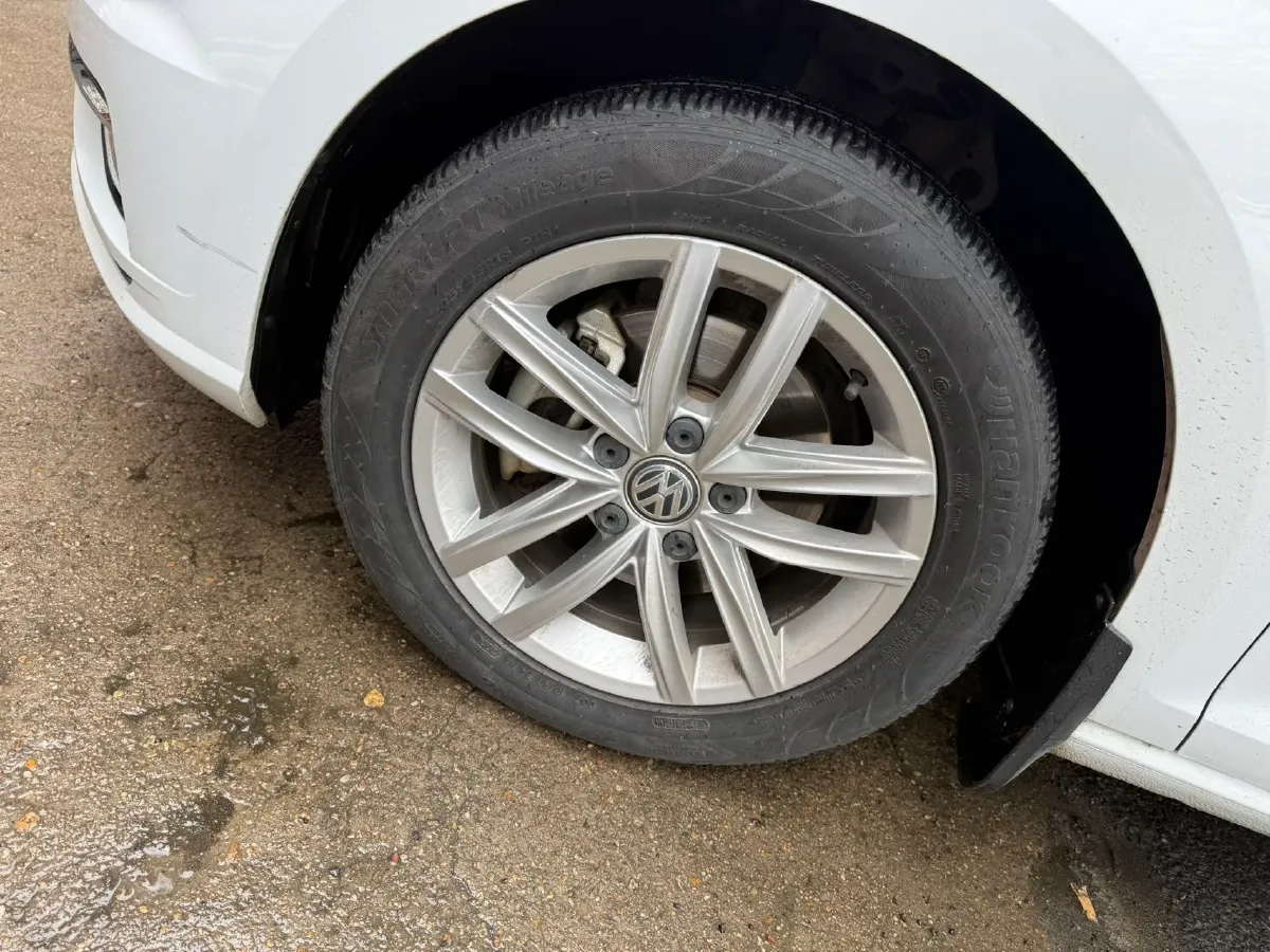 2019 Brilliance Auto V7 1.8T 231HP L4 7DCT,autocango,china used car exporter,china ev exporter,chinese used car exporter,chinese used ev exporter