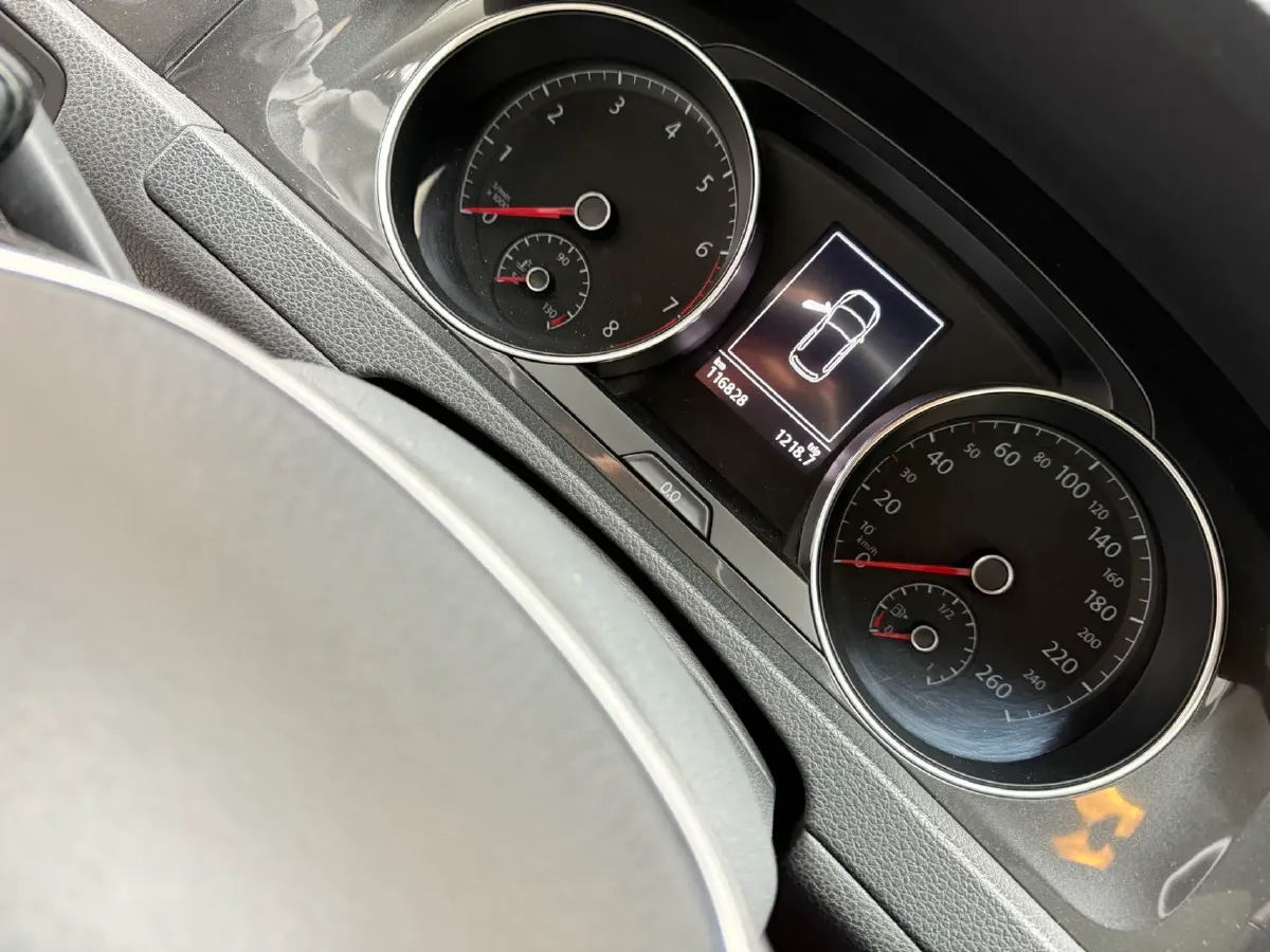 2019 Brilliance Auto V7 1.8T 231HP L4 7DCT,autocango,china used car exporter,china ev exporter,chinese used car exporter,chinese used ev exporter