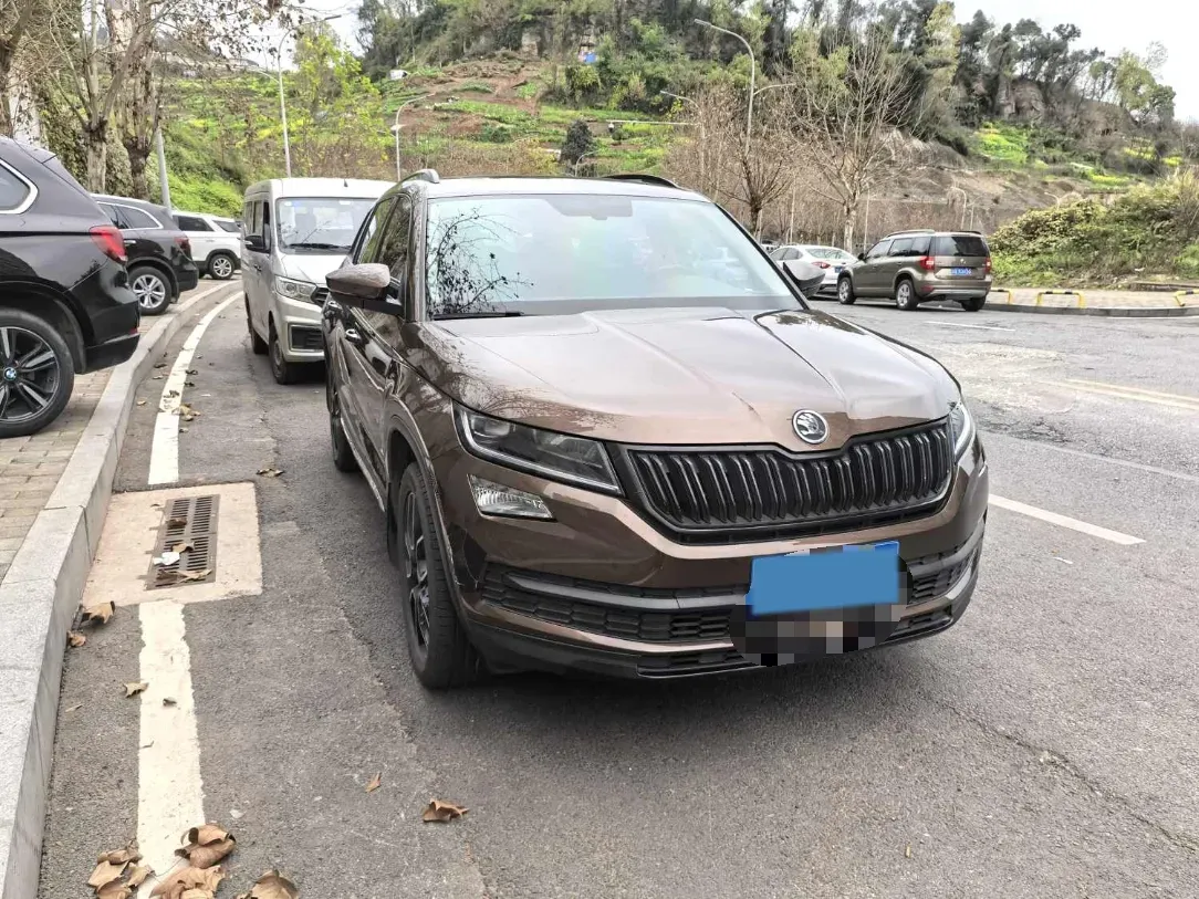 2018 Skoda Kodiak 2.0T 186HP L4 7DCT,autocango,china used car exporter,china ev exporter,chinese used car exporter,chinese used ev exporter
