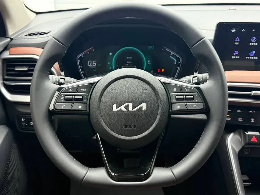 2021 Kia Sportage R 2.0L 161HP L4 6AT,autocango,china used car exporter,china ev exporter,chinese used car exporter,chinese used ev exporter