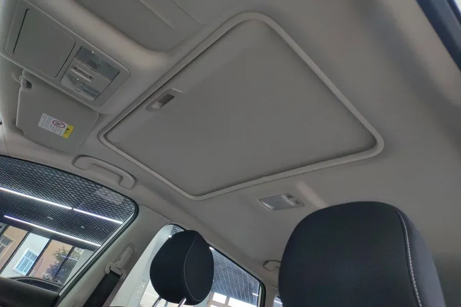 2021 Nissan Tiida 1.6L 122HP L4 CVT,autocango,china used car exporter,china ev exporter,chinese used car exporter,chinese used ev exporter