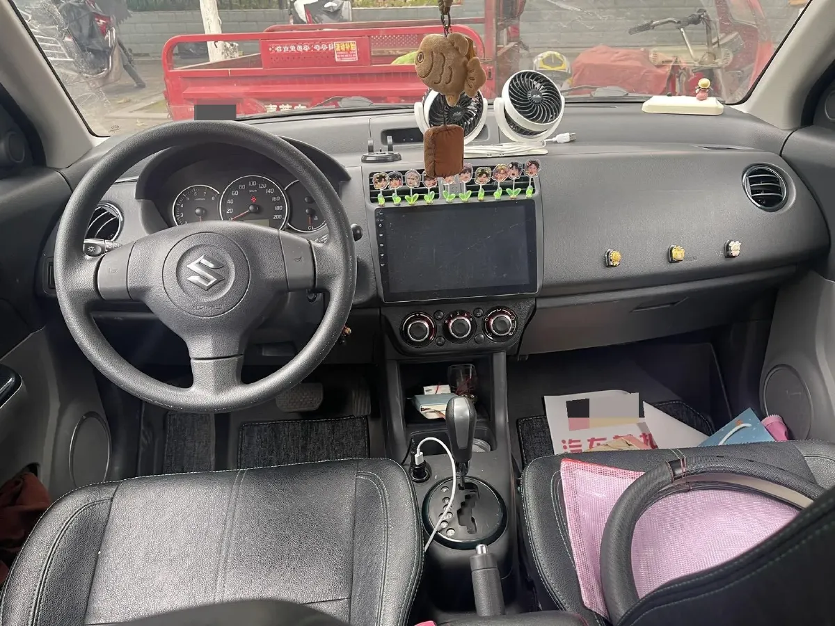 2016 Suzuki Swift 1.5L 103HP L4 4AT,autocango,china used car exporter,china ev exporter,chinese used car exporter,chinese used ev exporter