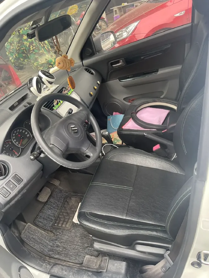 2016 Suzuki Swift 1.5L 103HP L4 4AT,autocango,china used car exporter,china ev exporter,chinese used car exporter,chinese used ev exporter