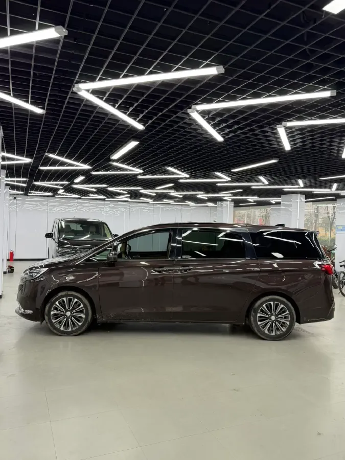 2020 Buick GL8 2.0T 237HP L4 9AT,autocango,china used car exporter,china ev exporter,chinese used car exporter,chinese used ev exporter