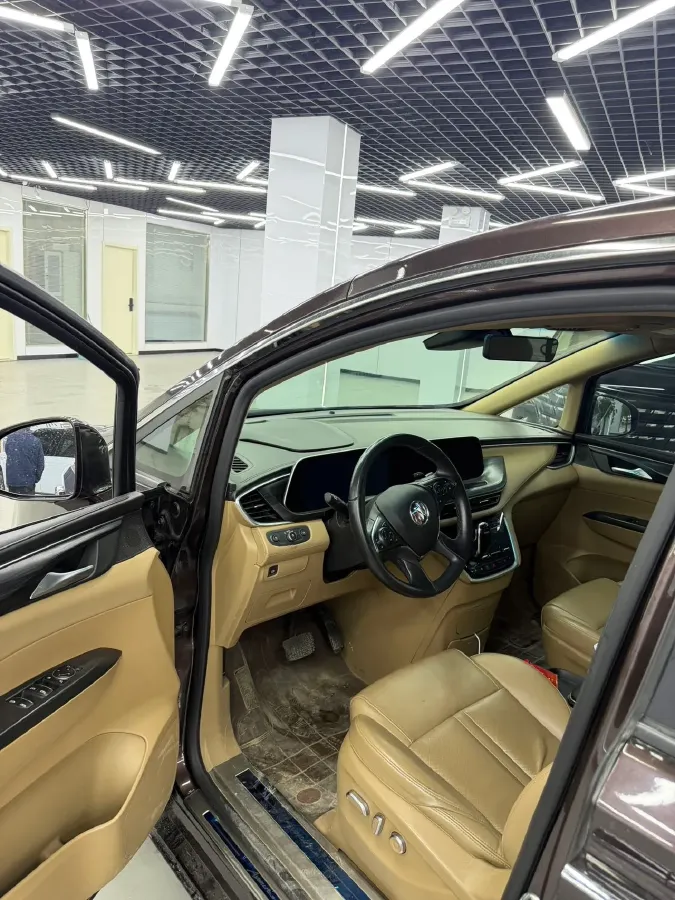 2020 Buick GL8 2.0T 237HP L4 9AT,autocango,china used car exporter,china ev exporter,chinese used car exporter,chinese used ev exporter