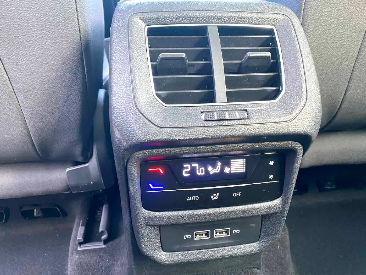 2022 Volkswagen Tayron 1.4T 150HP L4 7DCT,autocango,china used car exporter,china ev exporter,chinese used car exporter,chinese used ev exporter