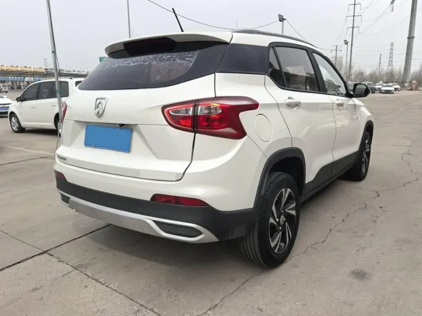 2017 BaoJun 510 1.5L 112HP L4 6MT,autocango,china used car exporter,china ev exporter,chinese used car exporter,chinese used ev exporter