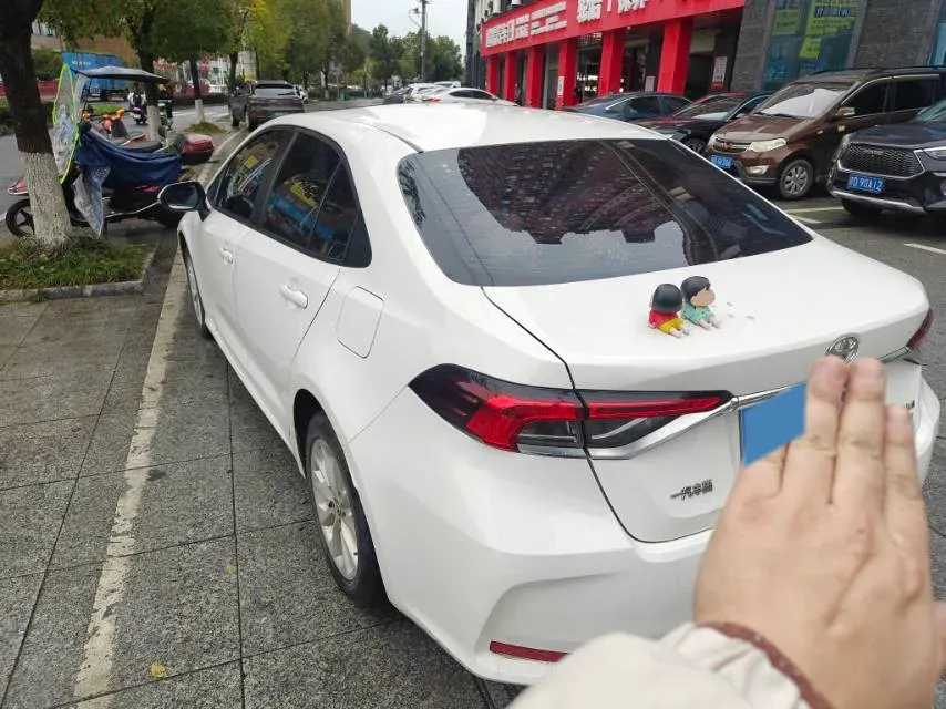 2021 Toyota Corolla 1.2T 116HP L4 CVT,autocango,china used car exporter,china ev exporter,chinese used car exporter,chinese used ev exporter