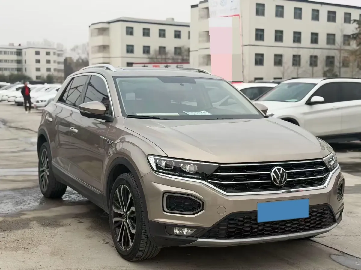 2021 Volkswagen T-Roc 1.4T 150HP L4 7DCT,autocango,china used car exporter,china ev exporter,chinese used car exporter,chinese used ev exporter