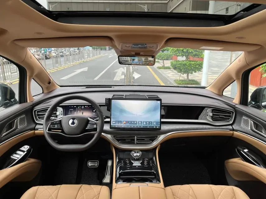 2025 Denza D9 1.5T 156HP L4 E-CVT PHEV 40KWH,autocango,china used car exporter,china ev exporter,chinese used car exporter,chinese used ev exporter