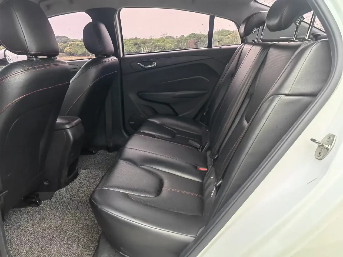 2017 Chery Tiggo 3x 1.5L 106HP L4 4AT,autocango,china used car exporter,china ev exporter,chinese used car exporter,chinese used ev exporter