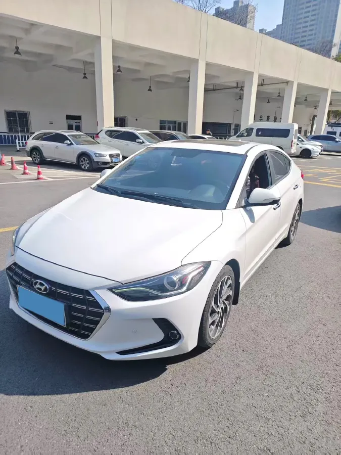 2019 Hyundai Elantra 1.4T 130HP L4 7DCT,autocango,china used car exporter,china ev exporter,chinese used car exporter,chinese used ev exporter