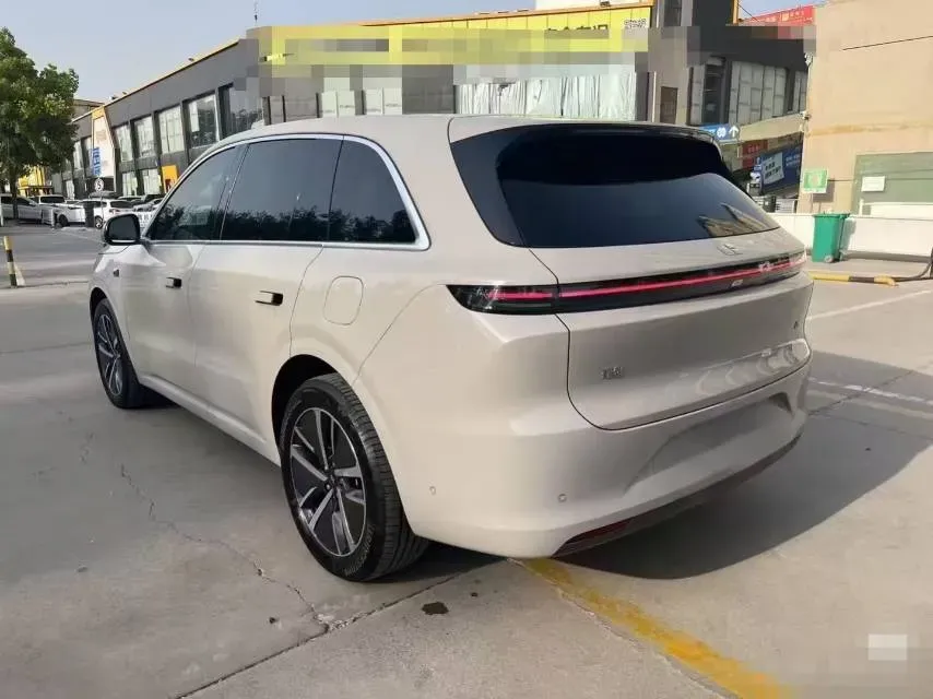 2024 Li L6 Range Extended 154HP L4 REEV 36.8KWH,autocango,china used car exporter,china ev exporter,chinese used car exporter,chinese used ev exporter