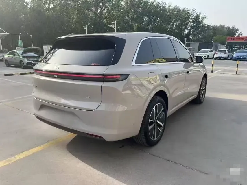 2024 Li L6 Range Extended 154HP L4 REEV 36.8KWH,autocango,china used car exporter,china ev exporter,chinese used car exporter,chinese used ev exporter