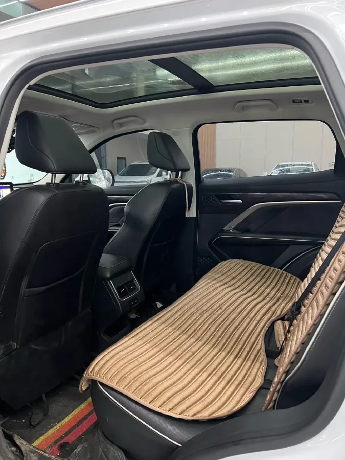 2021 Haval H6 1.5T 169HP L4 7DCT,autocango,china used car exporter,china ev exporter,chinese used car exporter,chinese used ev exporter