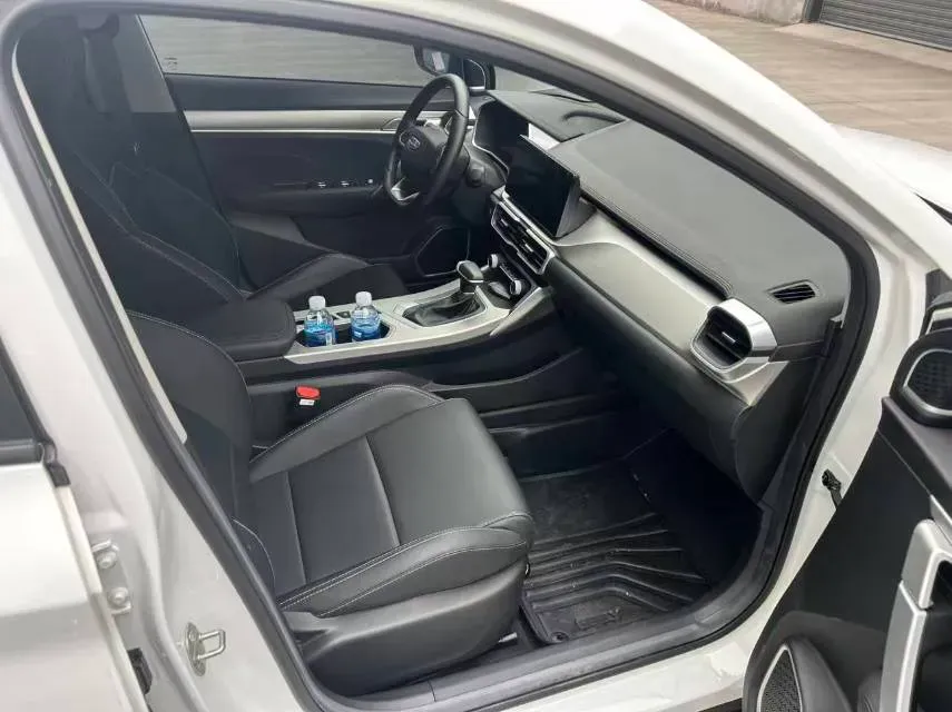 2025 Geely Coolray 1.5L 126HP L4 CVT,autocango,china used car exporter,china ev exporter,chinese used car exporter,chinese used ev exporter