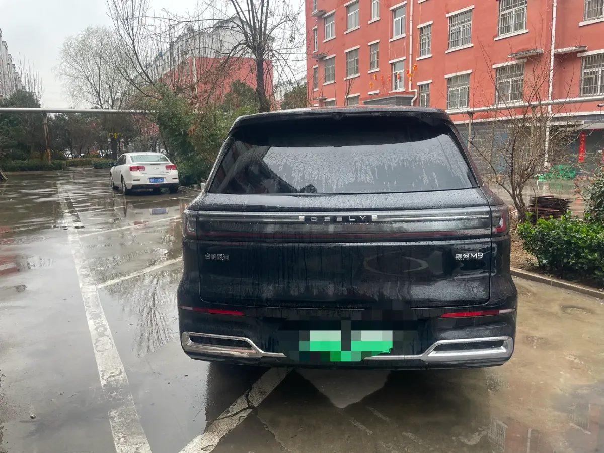 2025 Volkswagen Tiguan L 2.0T 220HP L4 7DCT,autocango,china used car exporter,china ev exporter,chinese used car exporter,chinese used ev exporter