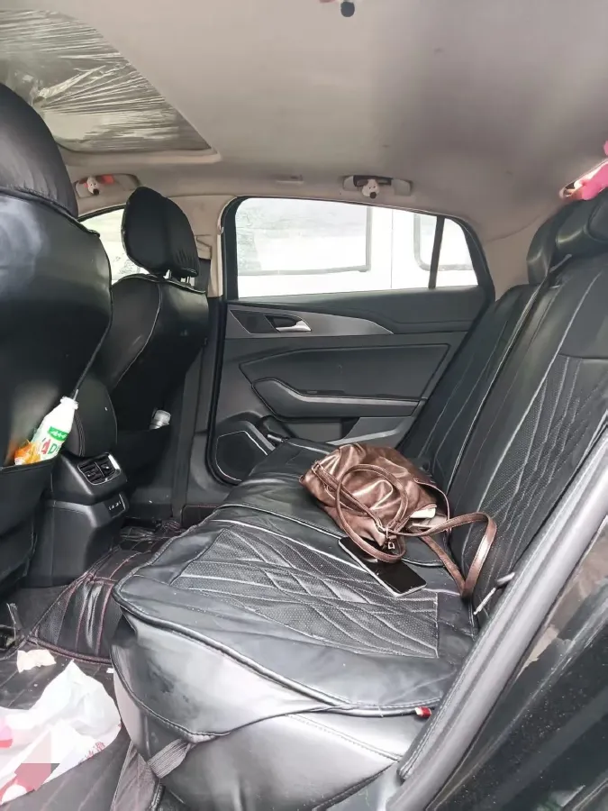 2022 HongQi H5 1.5T 169HP L4 7DCT,autocango,china used car exporter,china ev exporter,chinese used car exporter,chinese used ev exporter