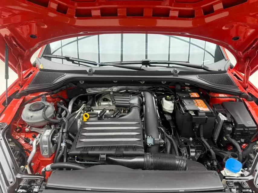 2021 Skoda Octavia 1.4T 150HP L4 7DCT,autocango,china used car exporter,china ev exporter,chinese used car exporter,chinese used ev exporter