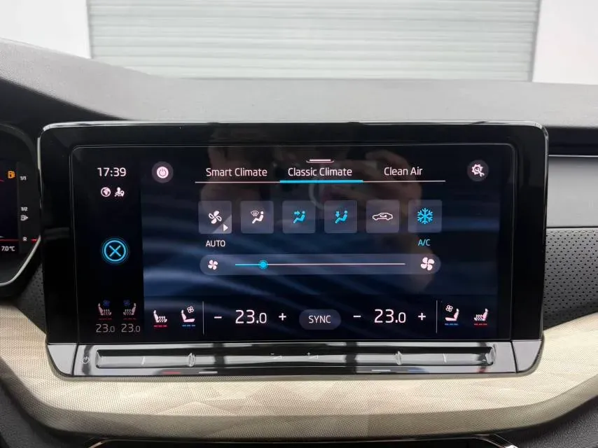 2021 Skoda Octavia 1.4T 150HP L4 7DCT,autocango,china used car exporter,china ev exporter,chinese used car exporter,chinese used ev exporter