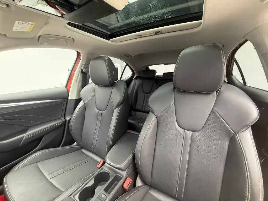 2021 Skoda Octavia 1.4T 150HP L4 7DCT,autocango,china used car exporter,china ev exporter,chinese used car exporter,chinese used ev exporter