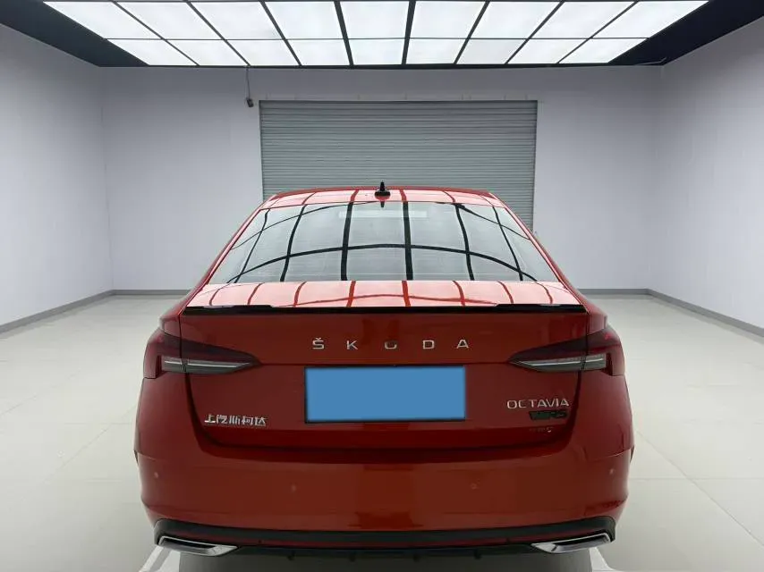2021 Skoda Octavia 1.4T 150HP L4 7DCT,autocango,china used car exporter,china ev exporter,chinese used car exporter,chinese used ev exporter