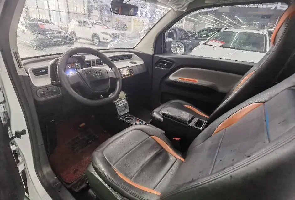 2022 LingBox uni BEV 11.52KWH,autocango,china used car exporter,china ev exporter,chinese used car exporter,chinese used ev exporter