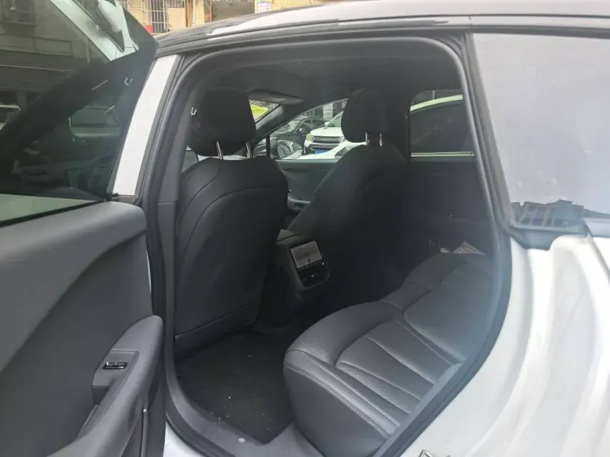 2024 Xpeng P7+ BEV 60.7KWH,autocango,china used car exporter,china ev exporter,chinese used car exporter,chinese used ev exporter